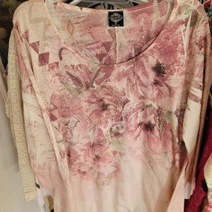 Dusty Rose Shark Bite Top